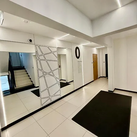 A&y Galeria Mokotow Pienkowskiego C Appartement